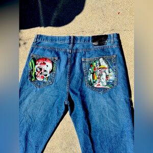 Ed hardy rare men’s jeans with detailing patches on each butt pocket